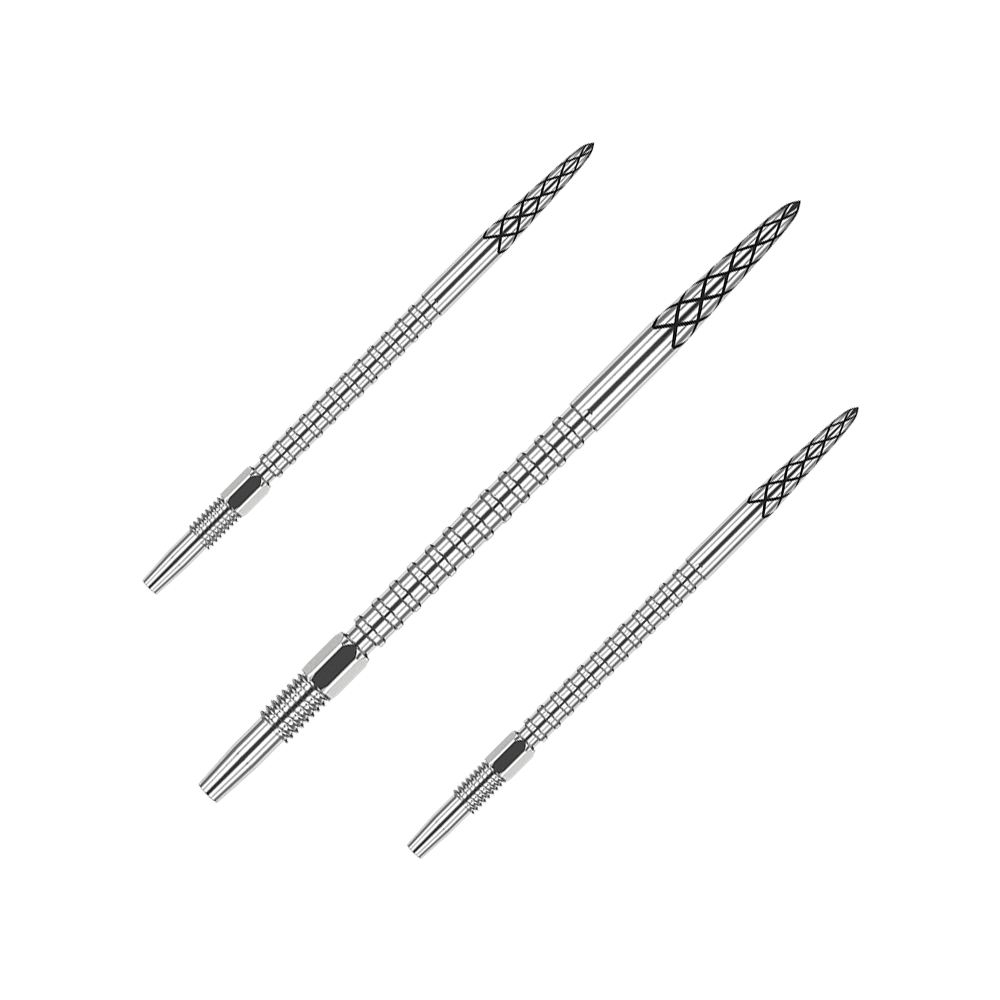 Auf dem Bild sind drei silberne Dartspitzen mit feinen Rillen und einem Rautenmuster an der Spitze zu sehen. Sie sind sauber nebeneinander angeordnet und haben ein schlankes, metallisches Design.
