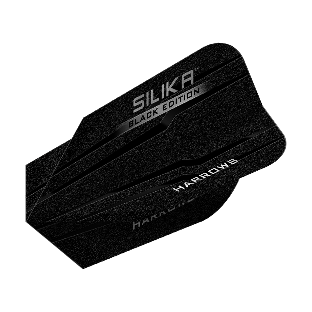 Harrows Silika Black-Edition Slim Flights Das Bild zeigt die Harrows Silika Black-Edition Slim Flights. Sie sind schlank, schwarz und haben silberne Schriftzüge mit den Wörtern "Silika", "Black Edition" und "Harrows".