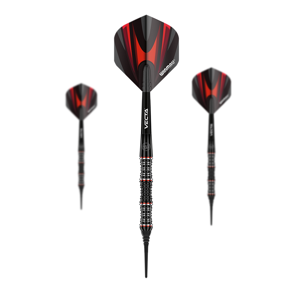 Winmau Mervyn King Special Edition Softdarts Das Bild zeigt drei Winmau Mervyn King Special Edition Softdarts. Die Darts haben schwarze und rote Flights sowie ein detailliertes, schwarz-silbernes Griffstück.