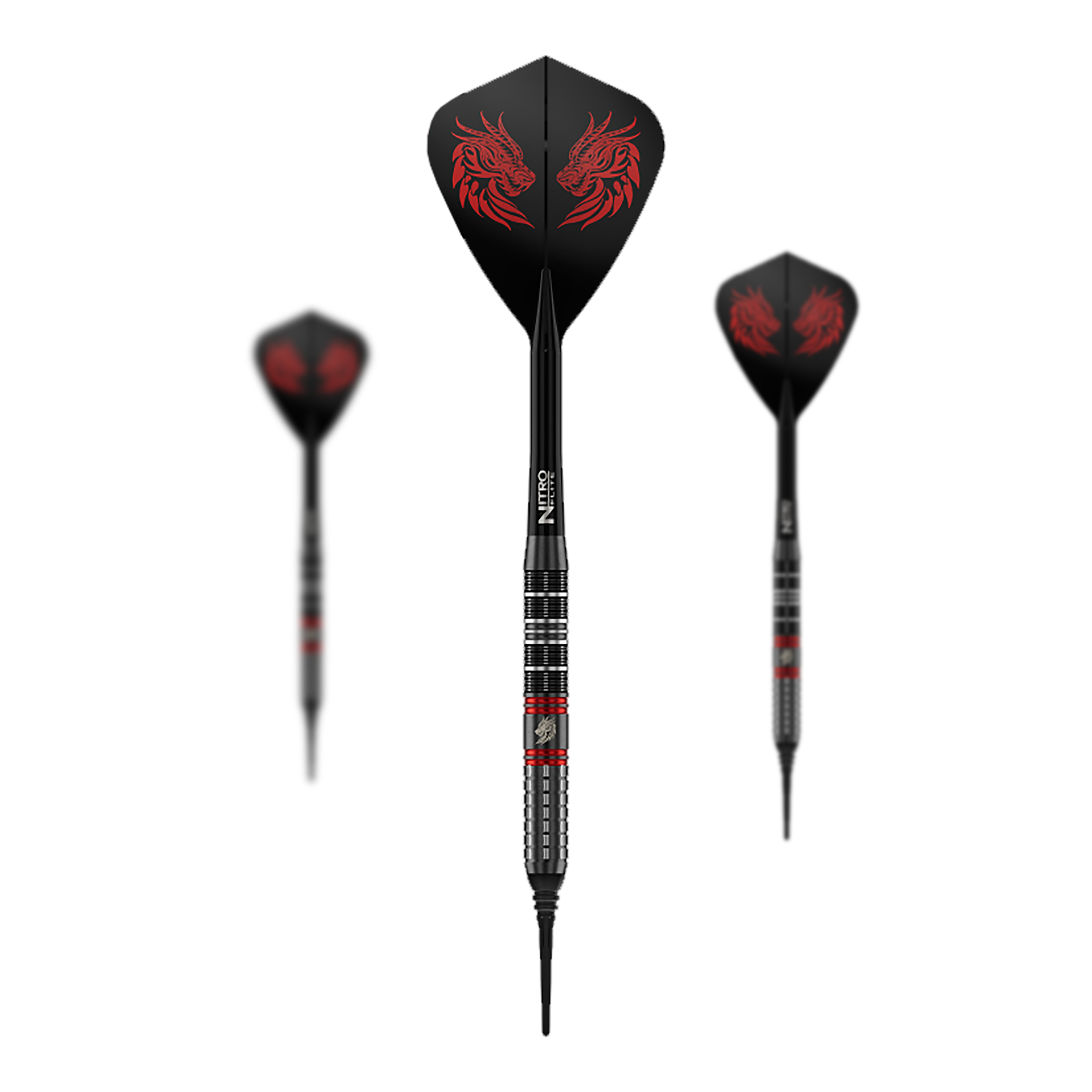 Zu sehen ist ein Set der Red Dragon Jonny Clayton RD-ULTRA Softdarts mit 18g Gewicht. Die drei Darts haben schwarze, silberne und rote Details und sind nebeneinander platziert.