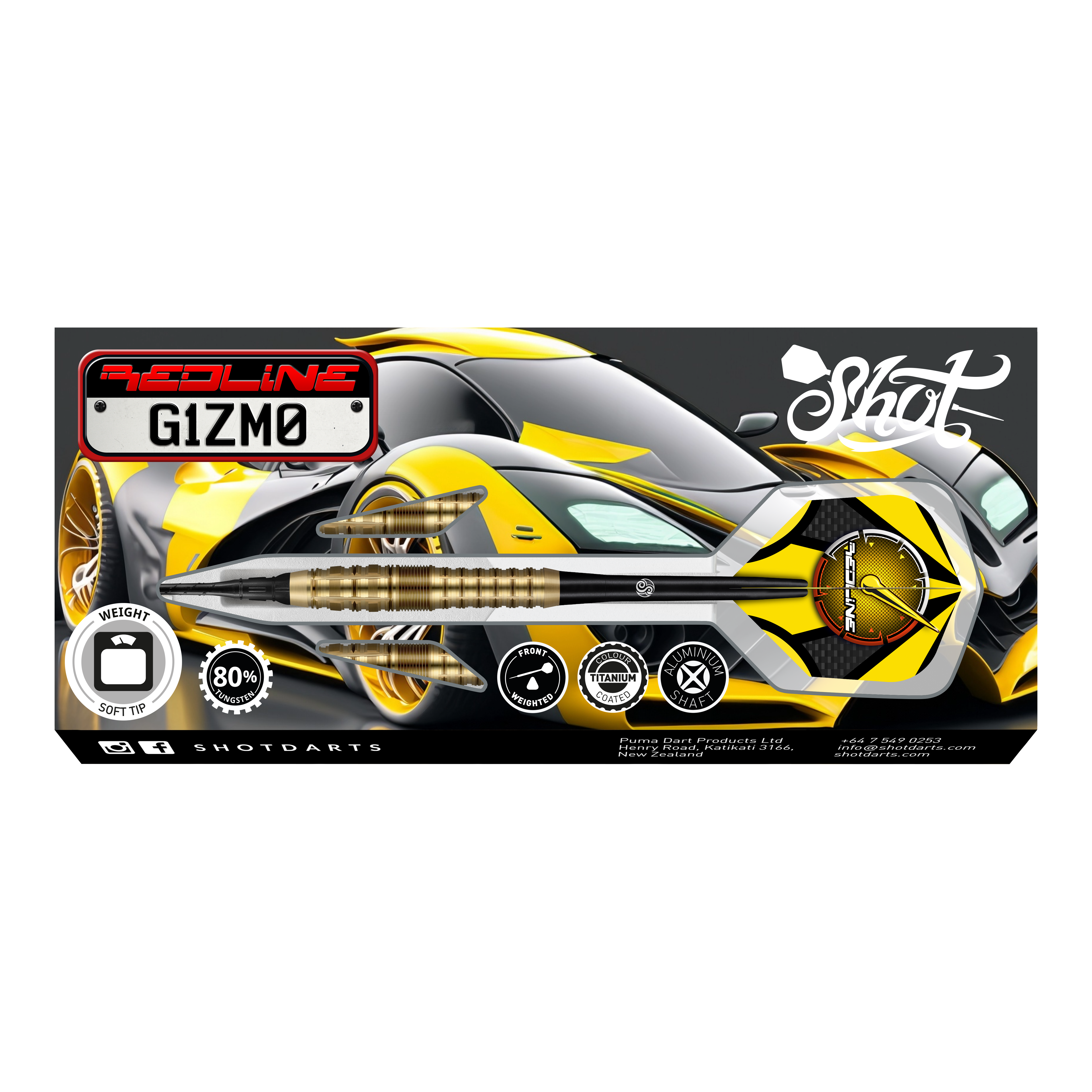 Shot Redline Gizmo Softdarts - 20g Auf dem Bild ist das Produkt "Shot Redline Gizmo Softdarts - 20g" abgebildet. Im Hintergrund ist ein sportliches, gelb-schwarzes Auto zu sehen, das das dynamische Design der Softdarts unterstreicht.