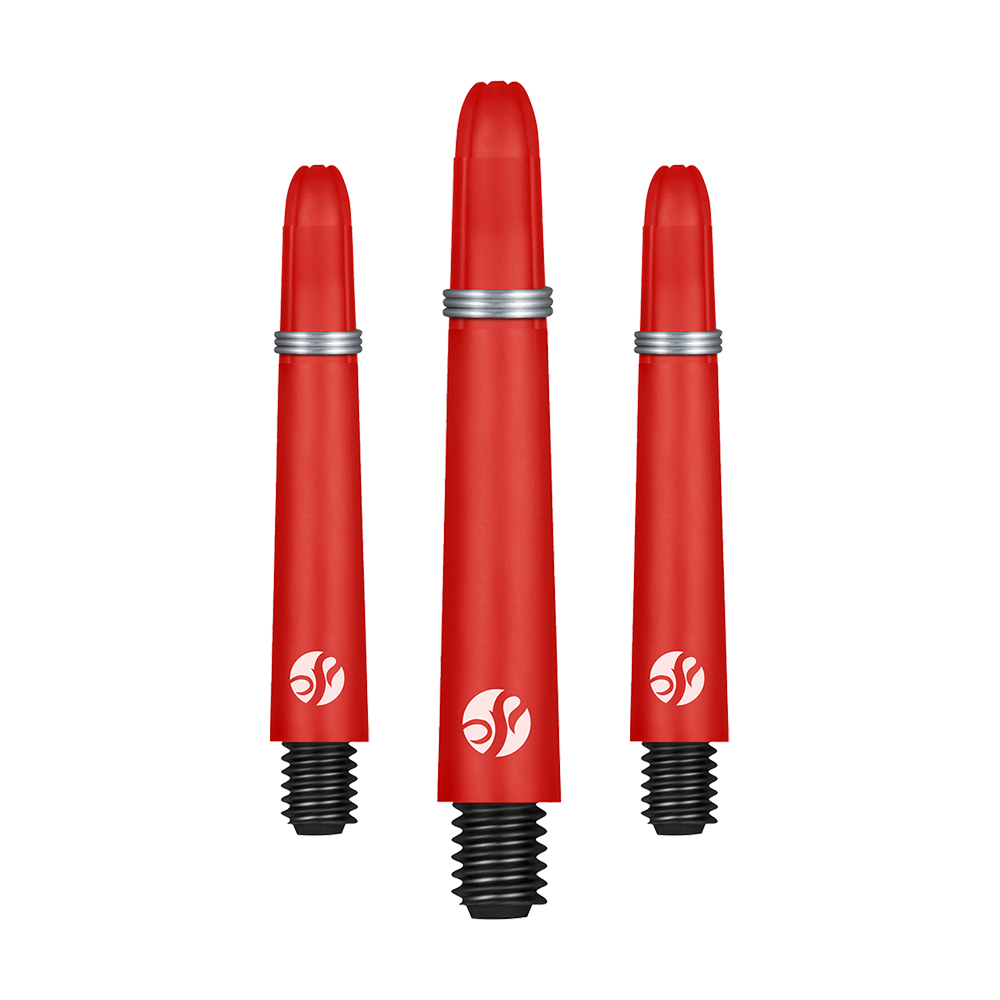 Shot Koi Carbon Shafts - Rot Auf dem Bild sind drei rote Dartschäfte in unterschiedlichen Längen zu sehen. Sie haben silberne Ringe und ein weißes Logo am unteren Ende.