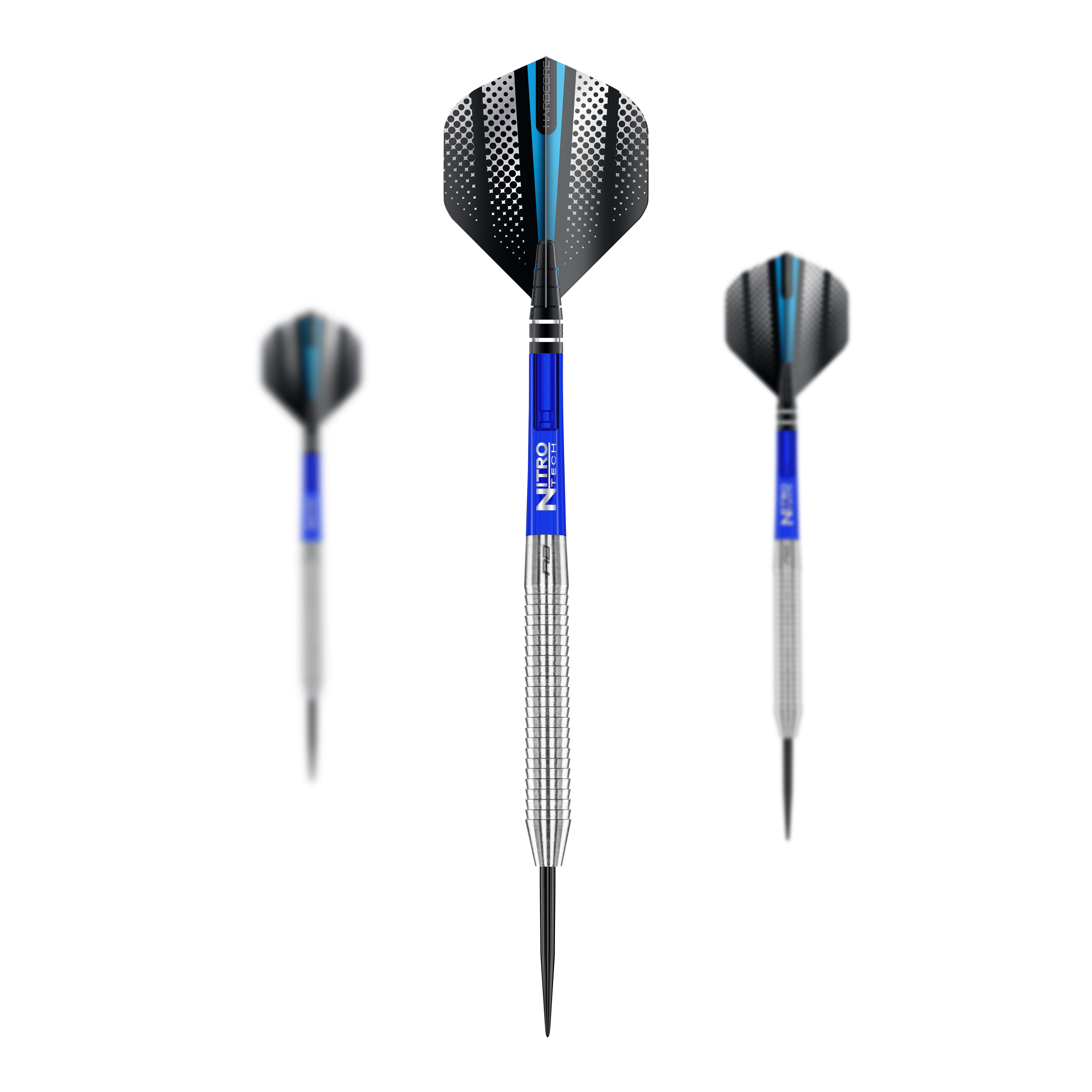 Red Dragon Razor Edge Original Steeldarts Das Bild zeigt drei Red Dragon Razor Edge Original Steeldarts mit einem Gewicht von 24g. Die Darts haben blaue Schäfte, silberne Griffbereiche und schwarze Flights mit einem Muster.