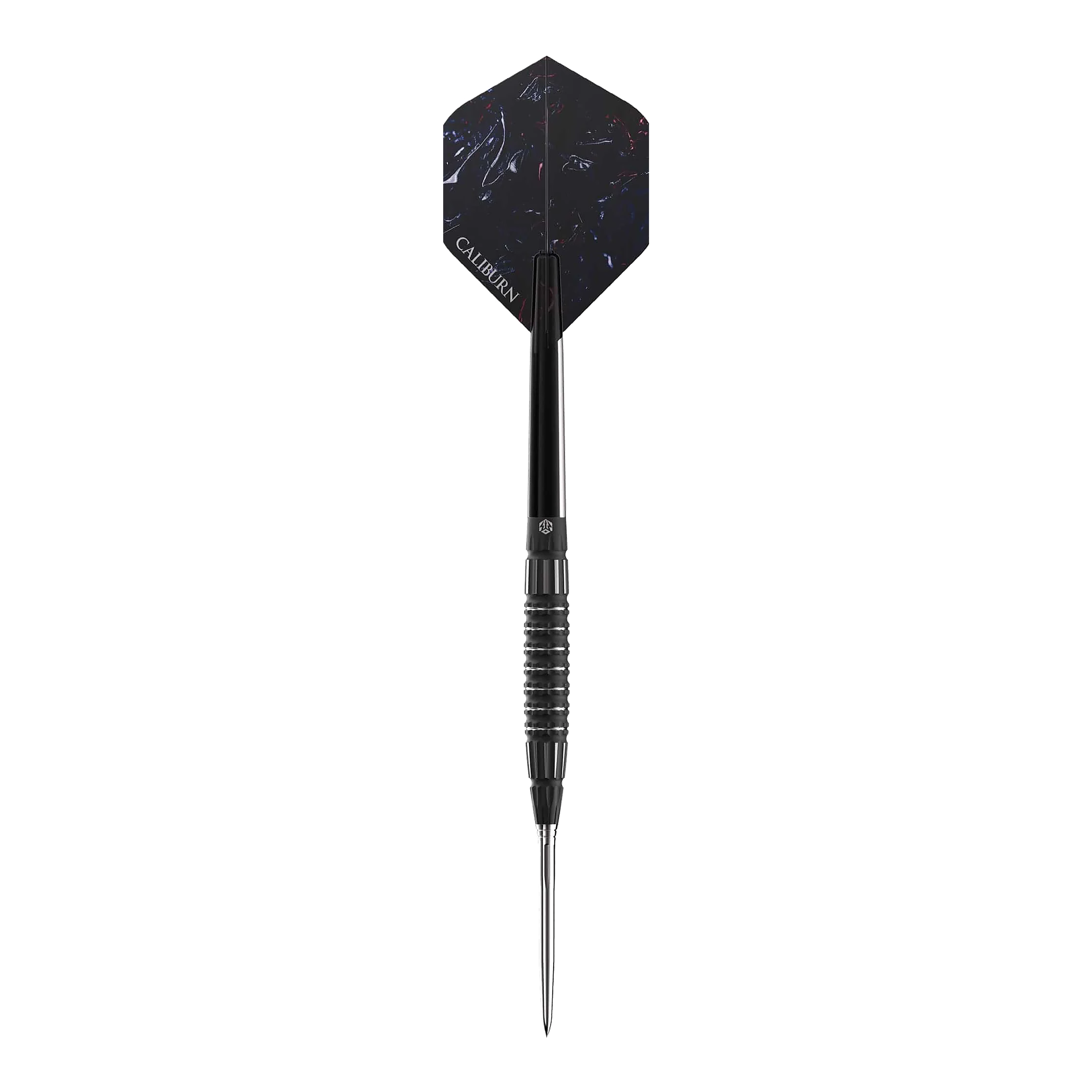 Caliburn Sword S3 Steeldarts - 23g Das Bild zeigt einen schwarzen Steeldart mit der Aufschrift "Caliburn" auf dem Flight. Es handelt sich um das Modell "Caliburn Sword S3 Steeldarts - 23g".