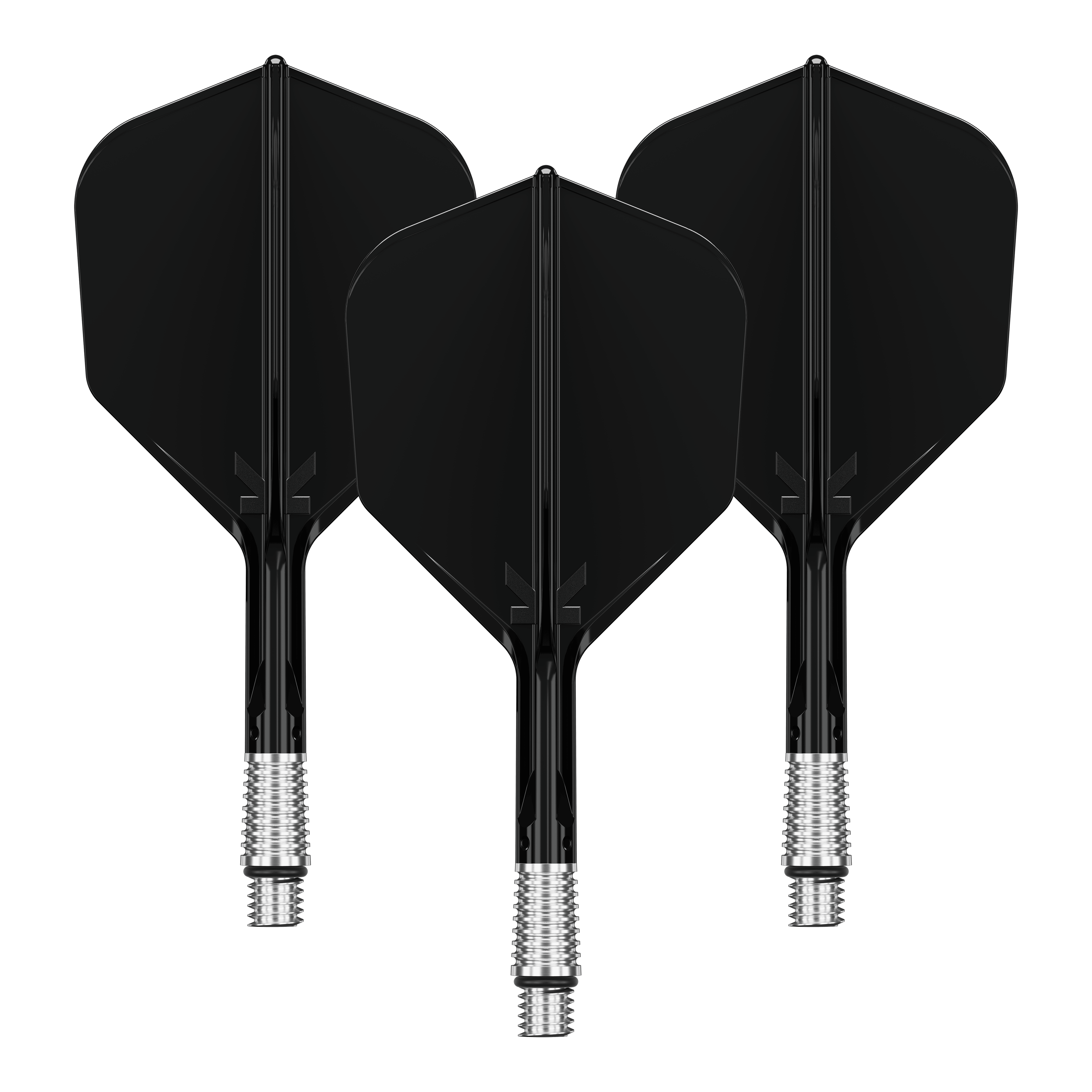Hier wird ein Set von schwarzen KShift No6 Flights für Darts mit 26mm Länge gezeigt. Die Flights sind ein Produkt von Target.
