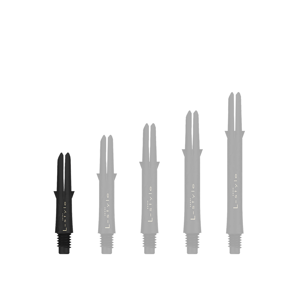 L-Style Carbon Shafts 130 Das Bild zeigt fünf schwarze Dart-Schäfte in verschiedenen Längen, die aufrecht nebeneinander stehen. Auf jedem Schaft steht der Schriftzug „L-style“ in weißer Farbe.