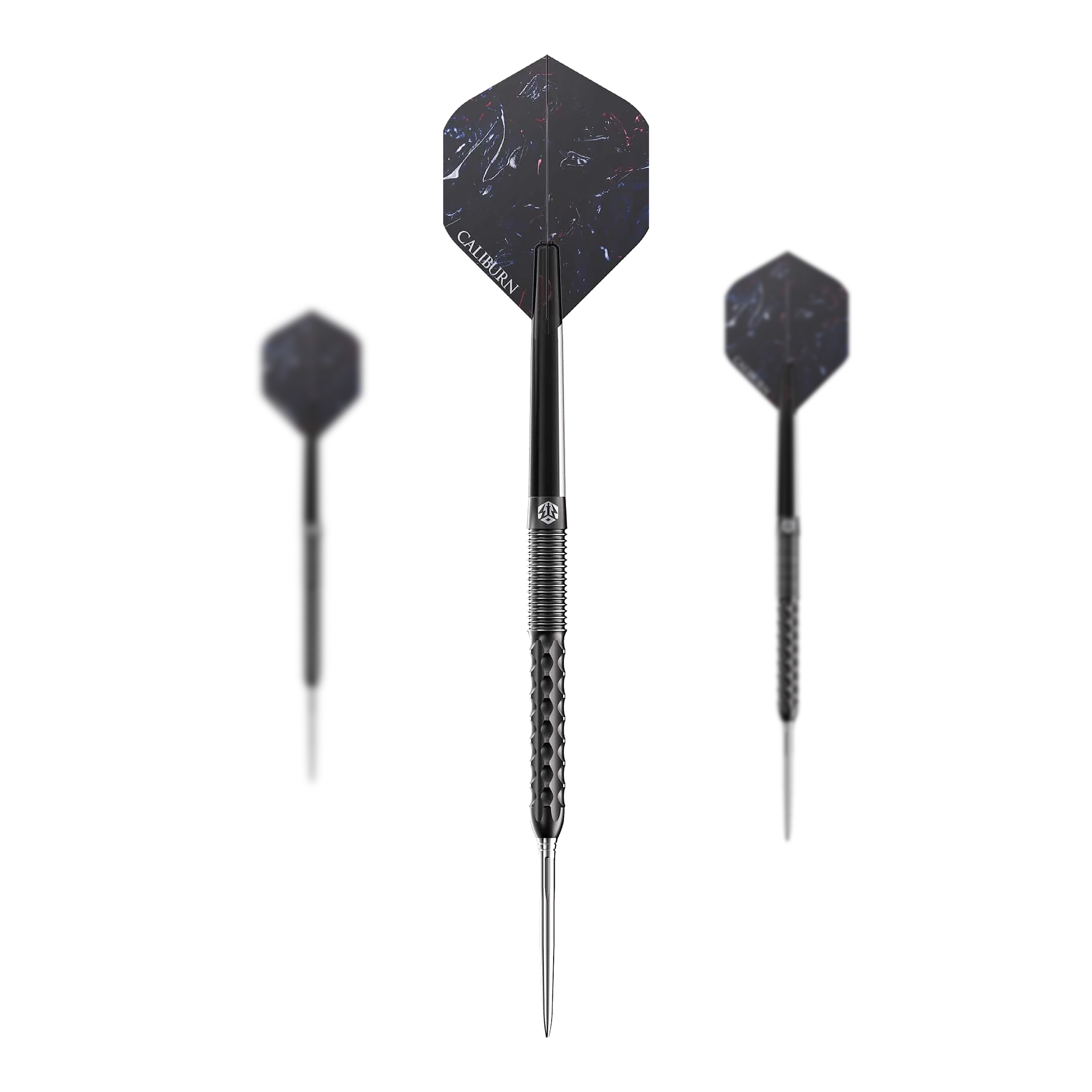 Caliburn Sword S1 Steeldarts Das Bild zeigt drei Steeldarts des Produkts "Caliburn Sword S1". Die Darts haben eine dunkle Farbe mit hexagonalen Flights und einem strukturierten Griff.