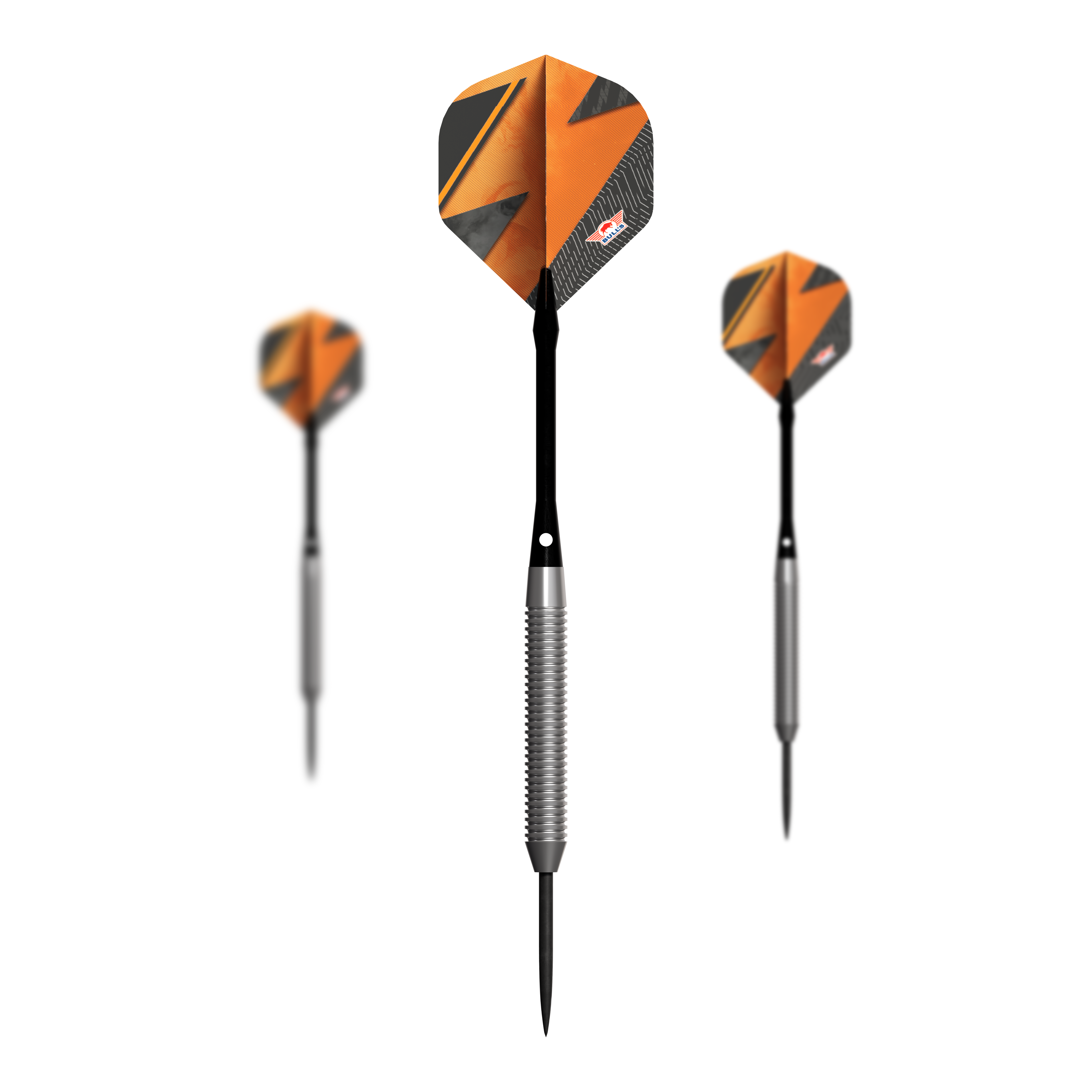Bulls NL Lightning Orange Steeldarts Das Bild zeigt drei Steeldarts der Marke "Bulls NL Lightning Orange". Die Darts haben einen auffälligen orange-schwarzen Flight und einen silbernen Schaft.