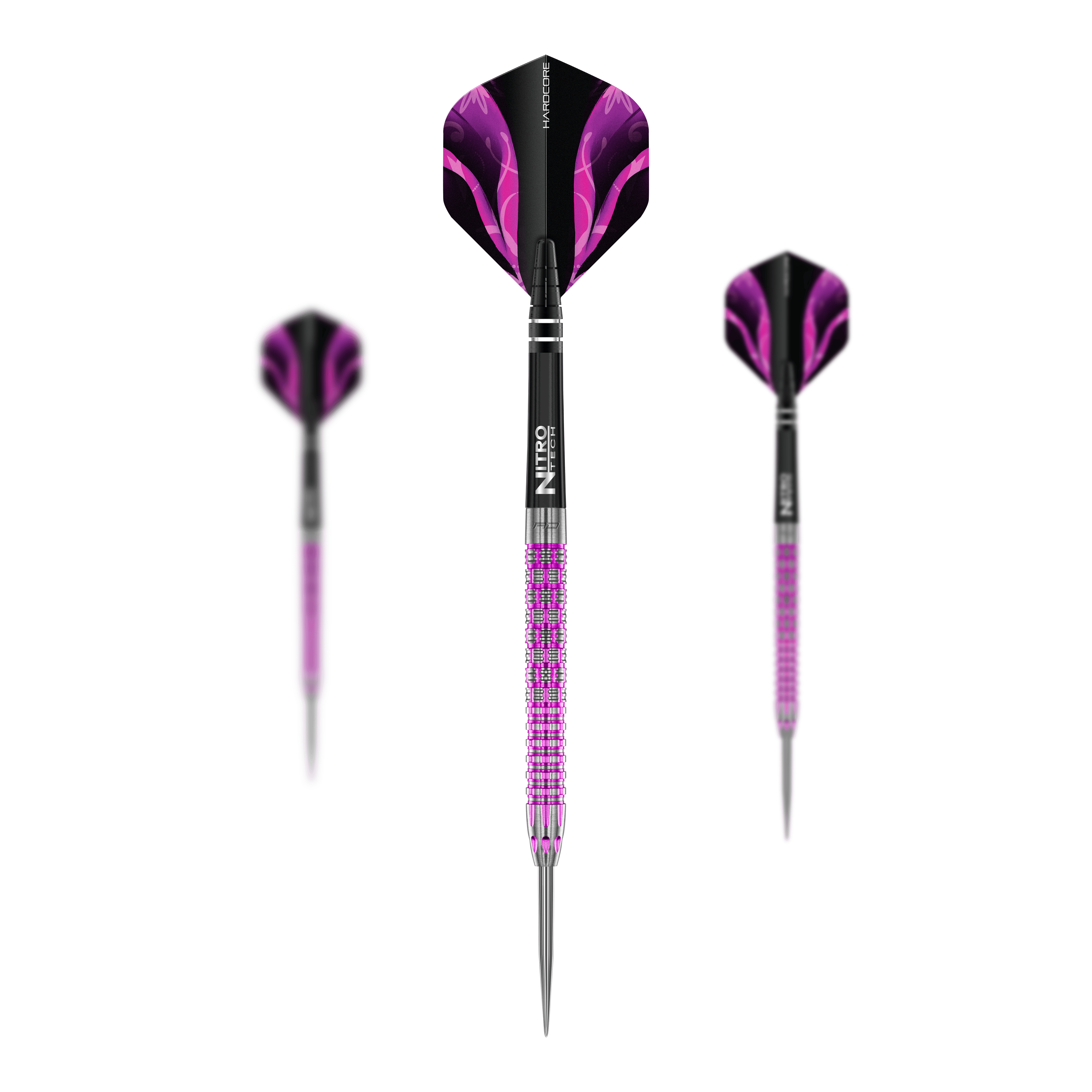 Red Dragon Tyrian Steeldarts Das Bild zeigt drei Red Dragon Tyrian Steeldarts mit silbernen Spitzen und violetten Griffen. Die Flights sind schwarz-lila und haben ein modernes, auffälliges Design.