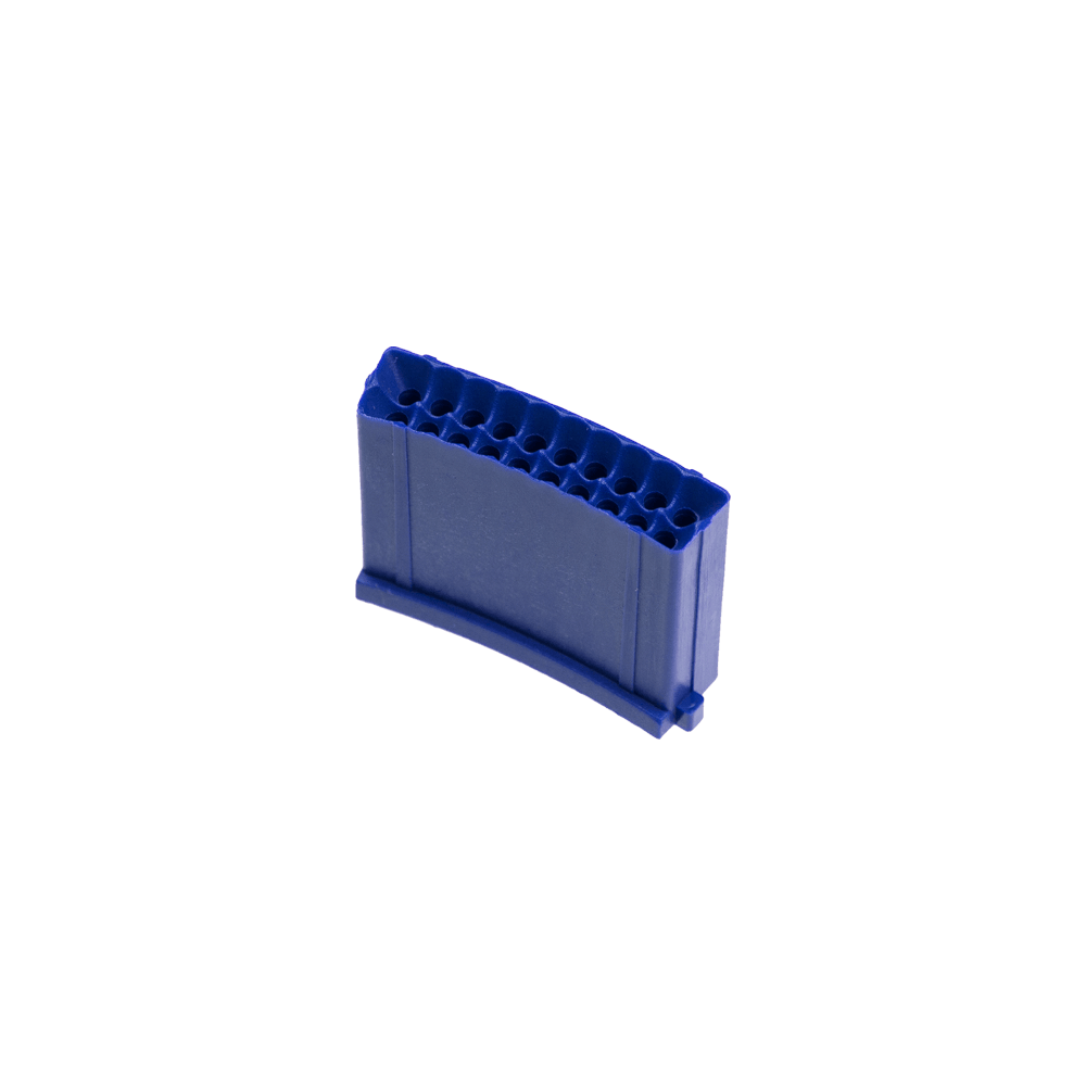 Das Bild zeigt ein blaues Ersatzfeld für Löwen Dartautomaten. Es ist rechteckig geformt und hat mehrere kleine Löcher auf der Oberseite.