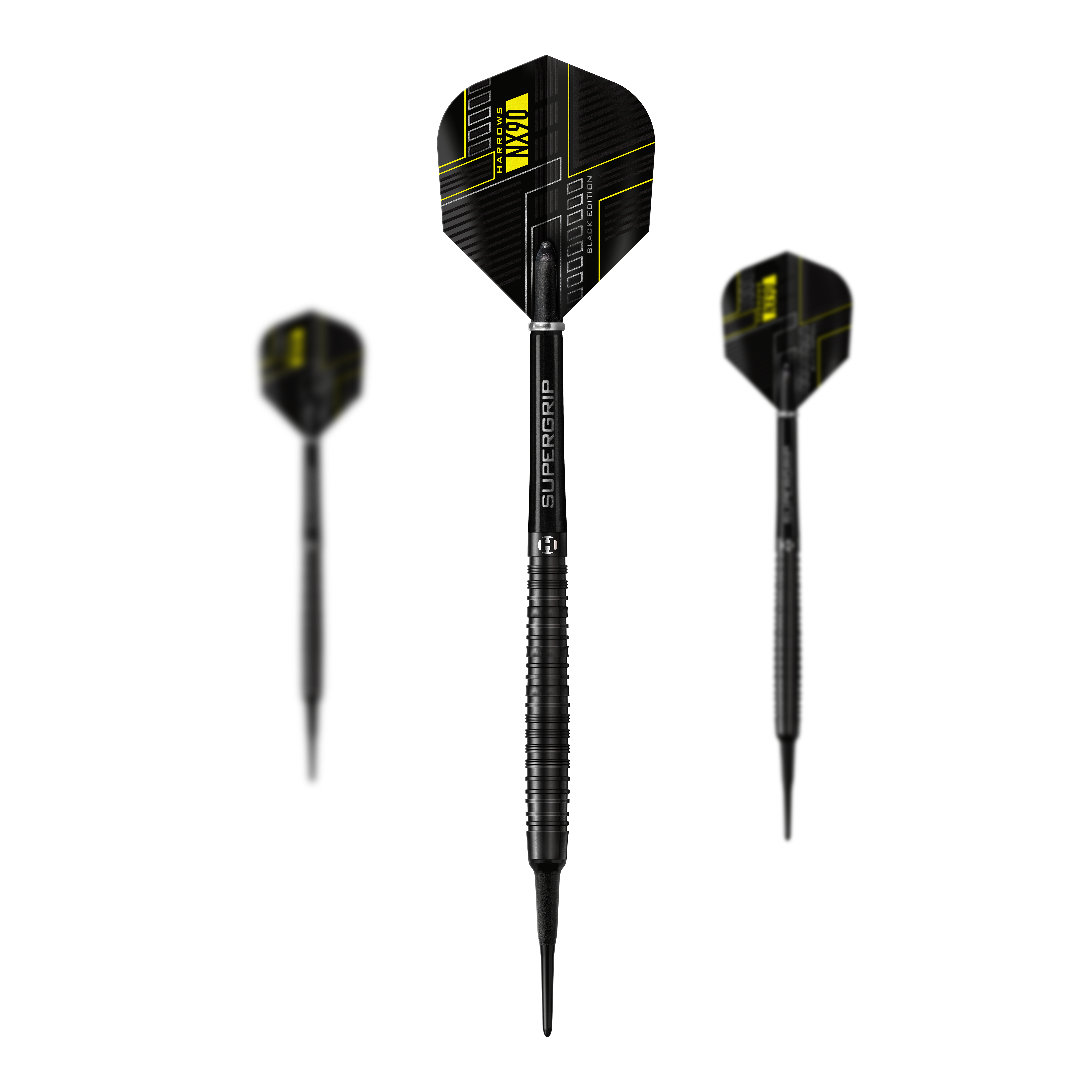 Harrows NX90 Black-Edition Softdarts Das Bild zeigt drei schwarze Softdarts der Marke Harrows NX90 Black-Edition. Die Flights haben ein modernes, schwarzes Design mit gelben Akzenten.