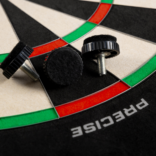 Precise 180 Endorphine Steeldartboard mit Nummernring - Arctic Blue Hier wird das Precise 180 Endorphine Steeldartboard mit Nummernring in Weiß dargestellt. Das Produkt ist speziell für Dartsportler entwickelt worden.