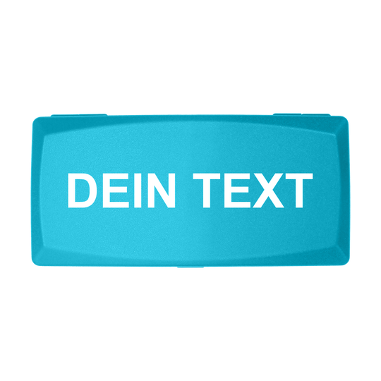 ABS Box mit Wunschdruck Die Abbildung zeigt eine himmelblaue Box mit der Aufschrift "DEIN TEXT" in weißer Schrift. Die Box hat eine rechteckige Form und einen schlichten, modernen Look.