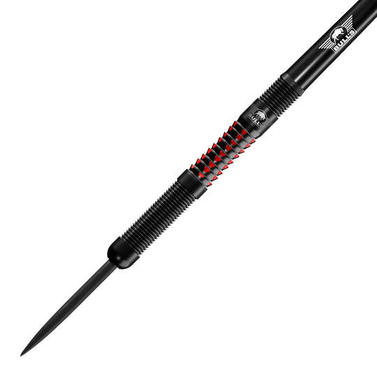 Bulls NL Benjamin Pratnemer Steeldarts - 20g Auf dem Bild ist der Bulls NL Benjamin Pratnemer Steeldart mit 20g Gewicht zu sehen. Der Dart hat ein schwarzes Design mit roten Akzenten und feinen Rillen für besseren Halt.