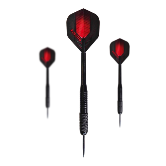 Karella Black Brass Steeldarts - 21g Das Bild zeigt die Karella Black Brass Steeldarts mit einem Gewicht von 21g. Es handelt sich um ein Set schwarzer Steeldarts.