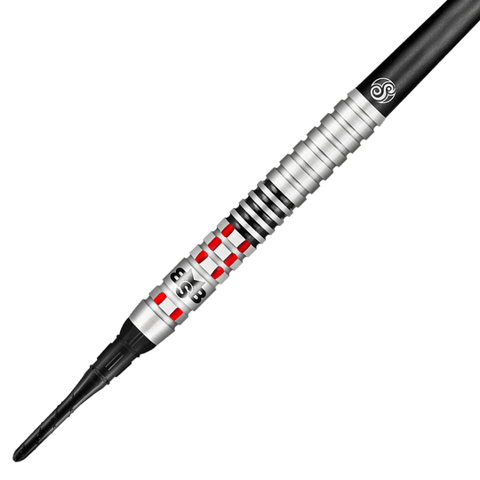Shot Michael Smith Achieve Softdarts Das Bild zeigt einen Shot Michael Smith Achieve Softdart. Der Dartpfeil ist silberfarben mit roten und schwarzen Akzenten und hat eine strukturierte Griffzone.
