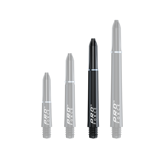 Das Bild zeigt vier schwarze Winmau Pro-Force Shafts in verschiedenen Längen. Die Shafts sind für Dartpfeile und haben ein schlichtes, modernes Design.