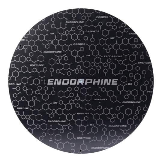 Precise 180 Endorphine Steeldartboard mit Nummernring - Arctic Blue Dieses Bild zeigt das Precise 180 Endorphine Steeldartboard mit Nummernring in Weiß. Es ist ein hochwertiges Dartboard mit klaren Zahlen.
