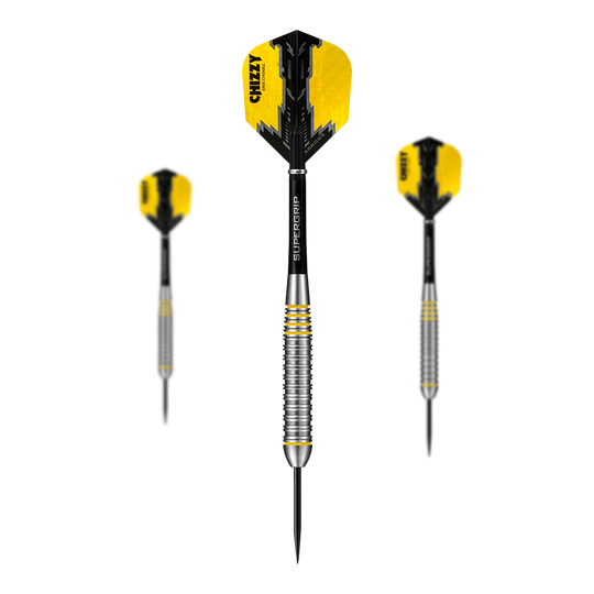 Harrows Dave Chisnall Chizzy Brass Steeldarts Das Bild zeigt drei Steeldarts der Marke "Harrows Dave Chisnall Chizzy Brass". Die Pfeile haben gelb-schwarze Flights und silberne Griffe mit gelben Akzenten.