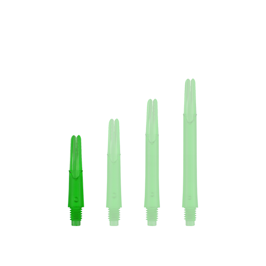 L-Style L-Shafts Locked Straight - Green 130 Auf dem Bild sind vier grüne, gerade Dartschäfte in unterschiedlichen Längen zu sehen. Sie stehen nebeneinander und haben eine transparente Optik.