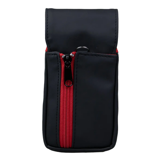 Bulls NL Spacecase Softcase Schwarz-Rot Gezeigt wird das Bulls NL Spacecase Softcase Schwarz-Rot. Das Etui ist für Darts und Zubehör konzipiert.
