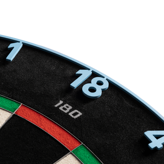 Precise 180 Endorphine Steeldartboard mit Nummernring - Infinity Blue Zu sehen ist das Precise 180 Endorphine Steeldartboard mit Nummernring in Infinity Blue. Es ist eine hochwertige Dartscheibe für ambitionierte Spieler.