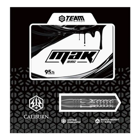Caliburn Player MAK Steeldarts Das Bild zeigt die Verpackung der Caliburn Player MAK Steeldarts mit einem Gewicht von 23,5g. Die Verpackung hebt das moderne Design und eine Lebenszeitgarantie hervor.