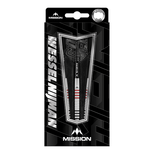 Mission Wessel Nijman Steeldarts - 23g Die Abbildung zeigt die Mission Wessel Nijman Steeldarts mit einem Gewicht von 23 Gramm in ihrer Verpackung. Die Darts sind silberfarben mit schwarzen und roten Akzenten gestaltet und tragen das Mission-Logo.