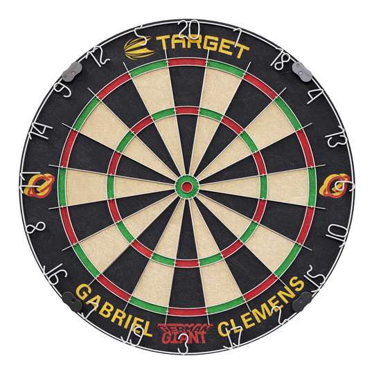Target Gabriel Clemens Steeldartboard Set Dies ist eine Steeldartscheibe mit dem Namen "Target Gabriel Clemens Steeldartboard Set". Auf der unteren Seite sind die Wörter "Gabriel Clemens" und "German Giant" zu sehen.