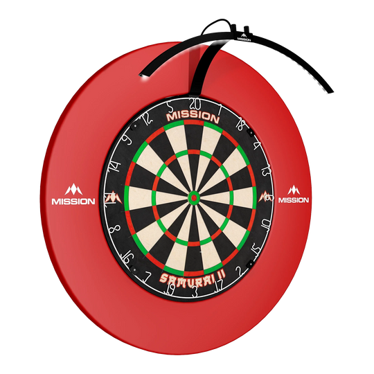 Mission Torus 100 Faltbare LED Dartboard Beleuchtung Das Bild zeigt das "Mission Torus 100 Faltbare LED Dartboard Beleuchtung" an einem Dartboard befestigt. Die LED-Beleuchtung sorgt für eine optimale Ausleuchtung der Dartscheibe.