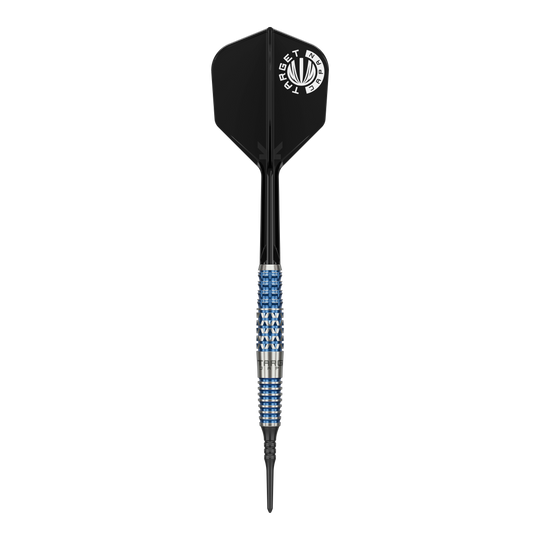 Target Japan Toru Suzuki Sereno GEN2 Softdarts - 20g Das Bild zeigt einen Softdart der Marke Target Japan, Modell Toru Suzuki Sereno GEN2 mit 20g Gewicht. Der Dart hat ein auffälliges Design mit einem schwarz-blauen Griff und schwarzer Flight mit weißem Logo.
