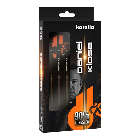 Karella Daniel Klose Steeldarts Die Verpackung zeigt die Karella Daniel Klose Steeldarts. Die Darts bestehen zu 90% aus Wolfram.