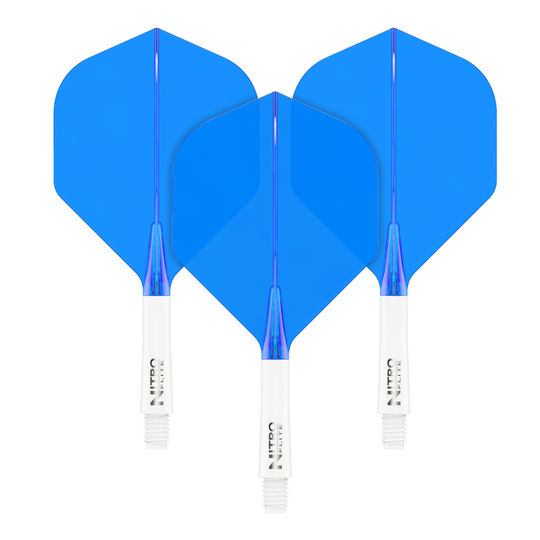 Red Dragon Nitroflite - White Shaft Blue No2 Flights Auf dem Bild sind drei blaue Dart-Flights mit weißen Schäften zu sehen. Sie stehen nebeneinander und haben die gleiche Größe und Form.