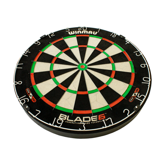 3033_Winmau_Blade_6_Steeldartboard_2 Winmau Blade 6 Steeldartboard in klassischer Optik. Die Segmente und Markierungen sind gut erkennbar.