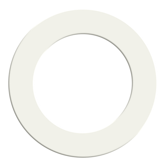 McDart Dartboard Surround Ein weißes McDart Steeldartboard-Surround ist zu sehen. Es wird genutzt, um die Wand vor abprallenden Pfeilen zu schützen.