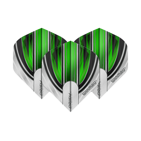 Das Bild zeigt drei grün-schwarz-weiße Dartflights des Modells "Winmau Prism Alpha Green 2 Standard". Die Flights haben ein modernes, grafisches Design mit dem Winmau-Logo.
