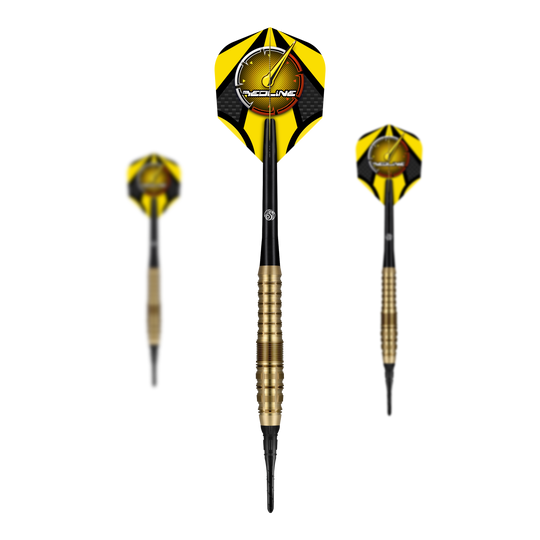 Shot Redline Gizmo Softdarts - 20g Das Bild zeigt drei Softdarts des Produkts "Shot Redline Gizmo Softdarts - 20g". Die Darts haben gelb-schwarze Flights und einen gerillten, goldfarbenen Schaft.