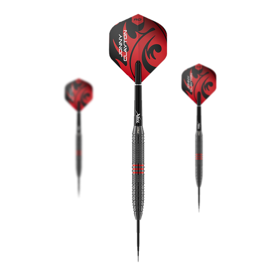 Red Dragon Jonny Clayton Core Brass Steeldarts - 21g Das Bild zeigt ein Set der Red Dragon Jonny Clayton Core Brass Steeldarts mit 21g Gewicht. Es sind drei Darts mit goldener Griffzone und roten Flights dargestellt.